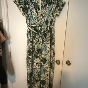 Elegant Green Leaf Print Maxi Dress